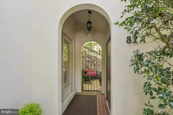 Berwyn, PA 19312,81 OAK KNOLL DR #81