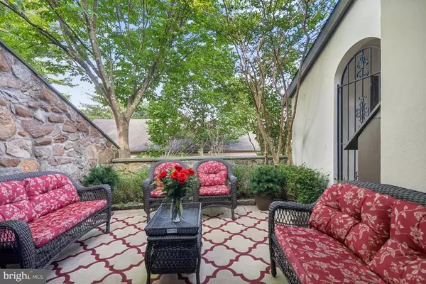 Berwyn, PA 19312,81 OAK KNOLL DR #81