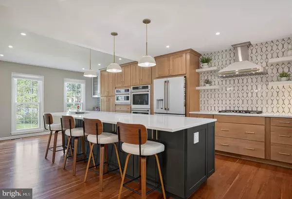 Fairfax Station, VA 22039,9717 RAMBLING RIDGE CT