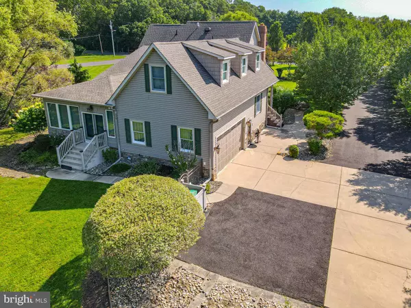 Hammonton, NJ 08037,405 WINTERBERRY LN