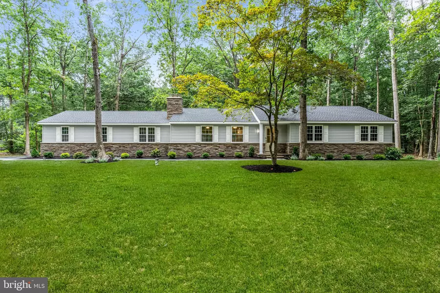 111 RIDGE RD, Southampton, NJ 08088