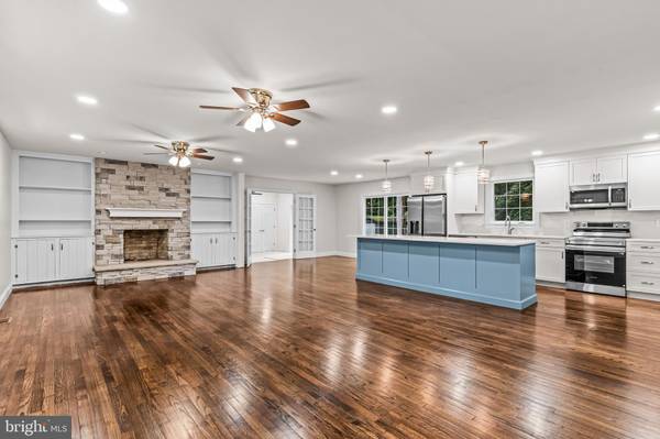 Southampton, NJ 08088,111 RIDGE RD