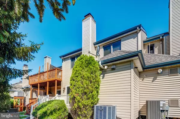 Little Egg Harbor Twp, NJ 08087,6 OAKLAND BAY CT