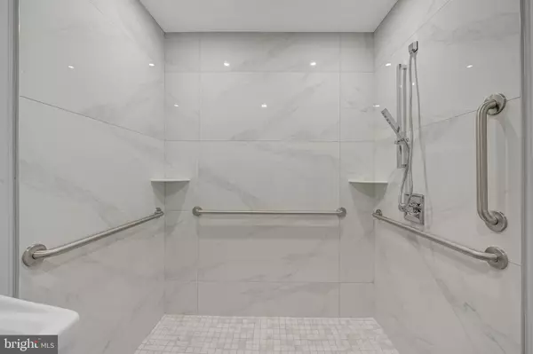 Philadelphia, PA 19146,2445 INNOVATOR WAY #1A