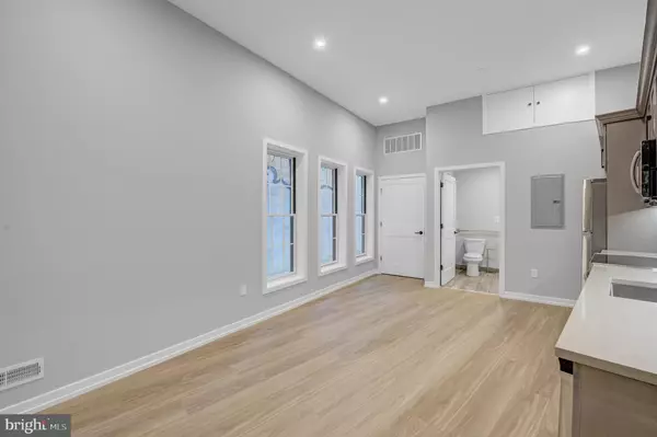 Philadelphia, PA 19146,2445 INNOVATOR WAY #1A