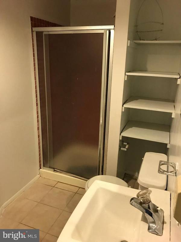 Catonsville, MD 21228,6 PRESTWICK SQ