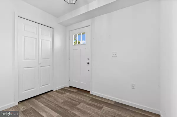 Robesonia, PA 19551,402 SMOKERING DR