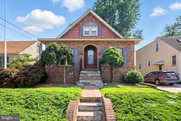 Mount Ephraim, NJ 08059,720 CEDAR AVE