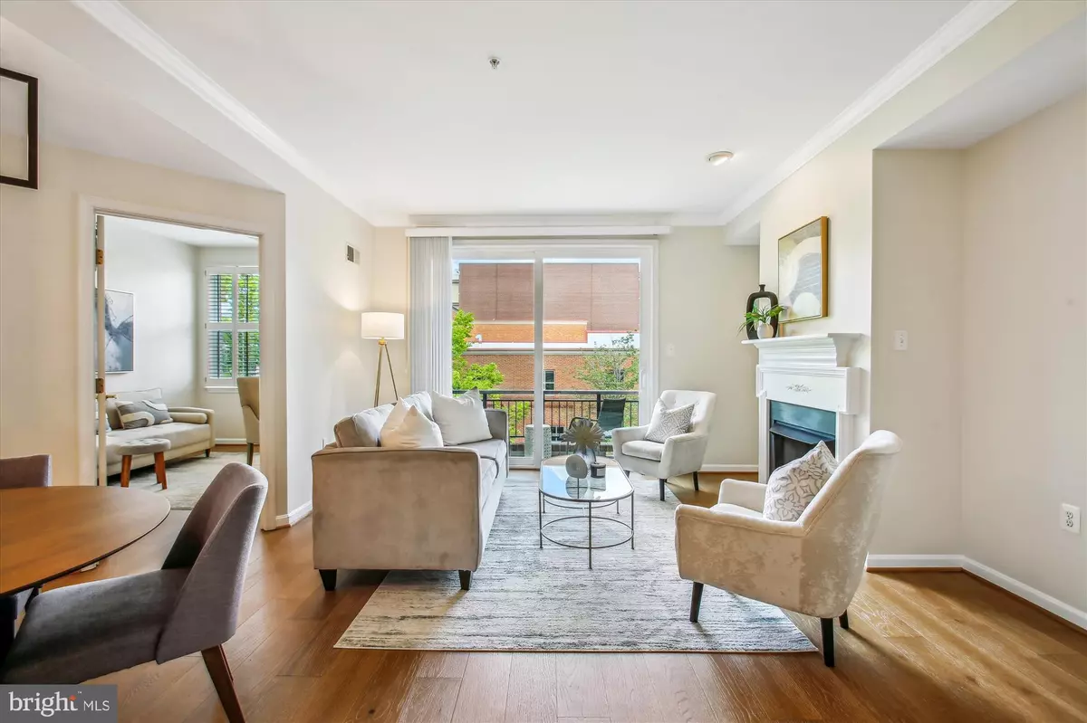 Alexandria, VA 22314,621 N SAINT ASAPH ST #302