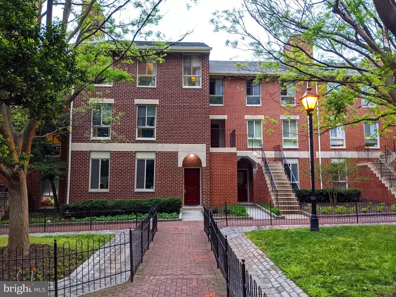 15 ANDREW PL #R104, Baltimore, MD 21201