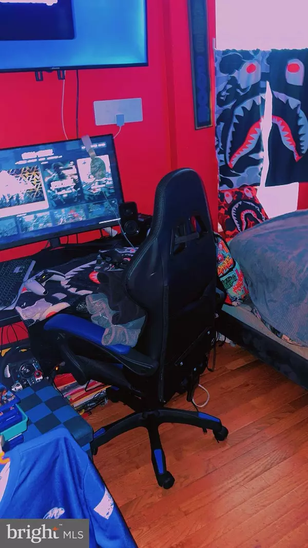 Baltimore, MD 21223,112 WILLARD ST