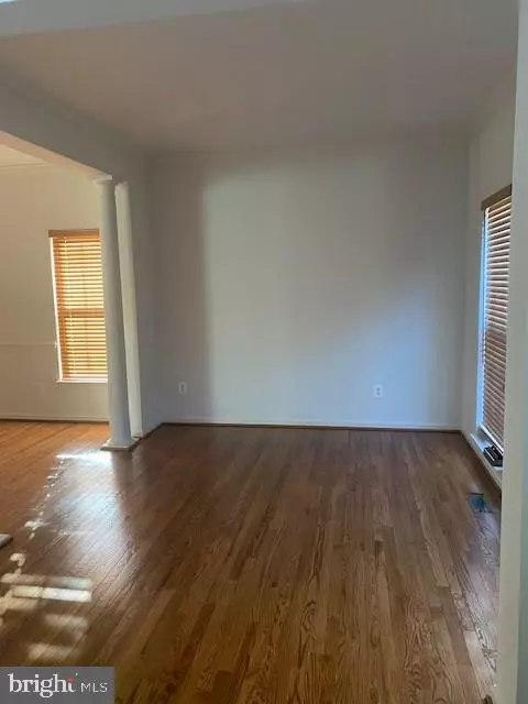 Warrenton, VA 20186,318 SINGLETON CIR