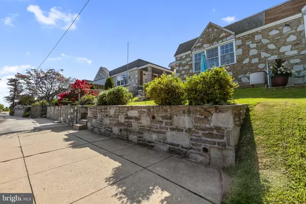 Philadelphia, PA 19152,8803 REVERE ST