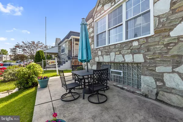 Philadelphia, PA 19152,8803 REVERE ST