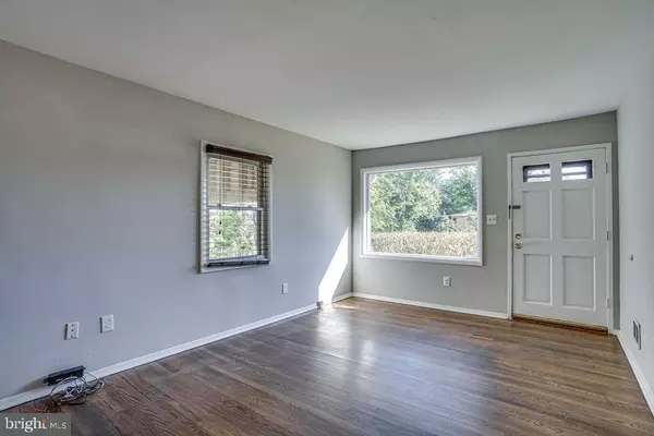 Falls Church, VA 22043,7713 LUNCEFORD LN