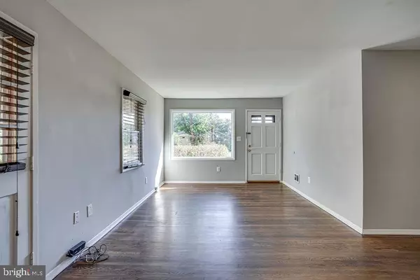 Falls Church, VA 22043,7713 LUNCEFORD LN