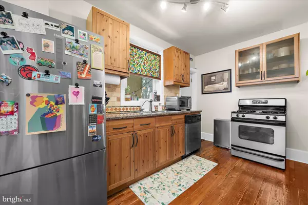 Philadelphia, PA 19125,431 E FLORA ST