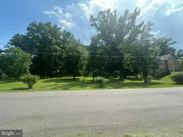 Alexandria, VA 22310,4209 ELMWOOD DR