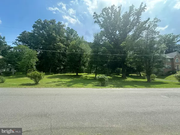 Alexandria, VA 22310,4209 ELMWOOD DR