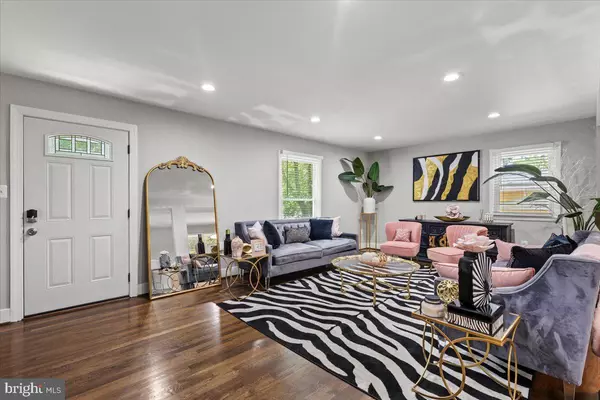 Clinton, MD 20735,7308 BERKSHIRE DR