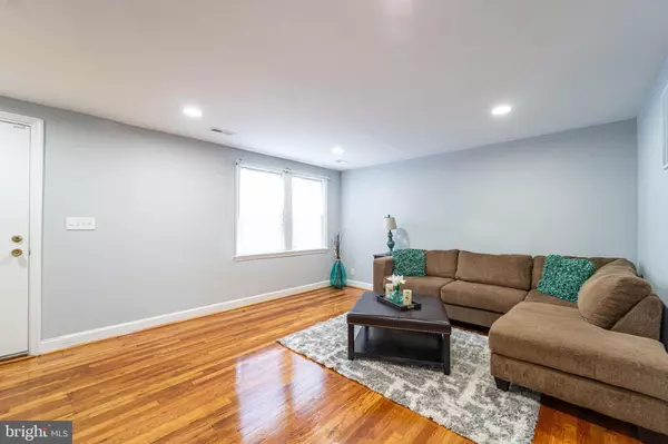 Baltimore, MD 21213,2841 E FEDERAL ST