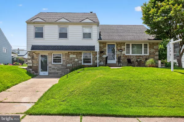 2912 HOLME AVE,  Philadelphia,  PA 19136