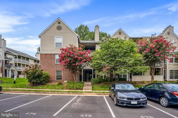 Fairfax, VA 22033,12158 PENDERVIEW LN #1723