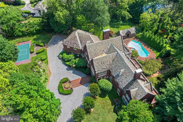 Villanova, PA 19085,717 N SPRING MILL RD