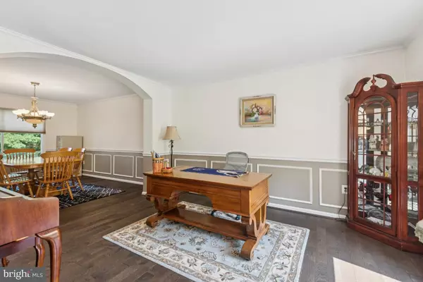 Huntingtown, MD 20639,6518 CHRISTMAS TREE LN