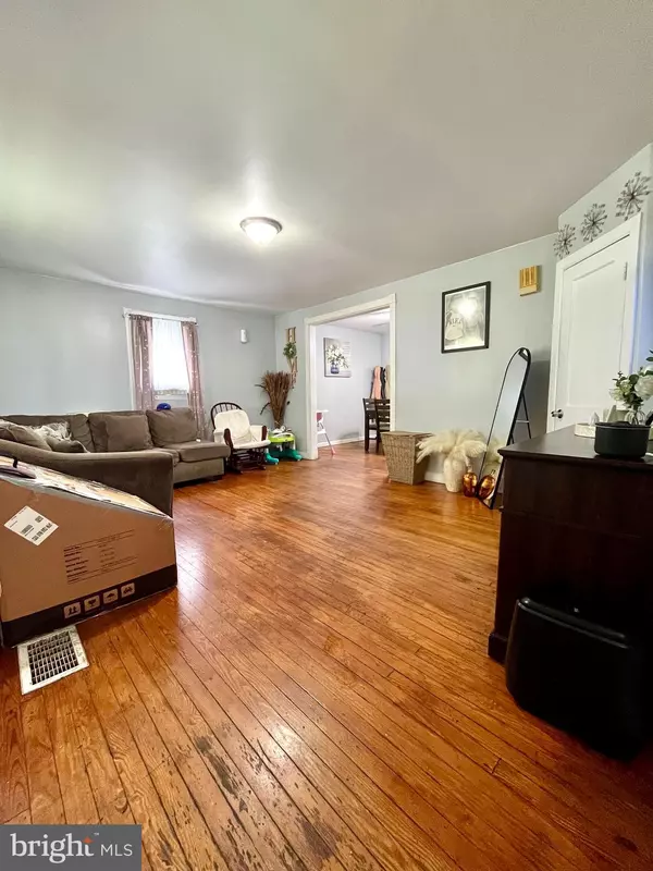 Pennsauken, NJ 08110,1519 48TH ST