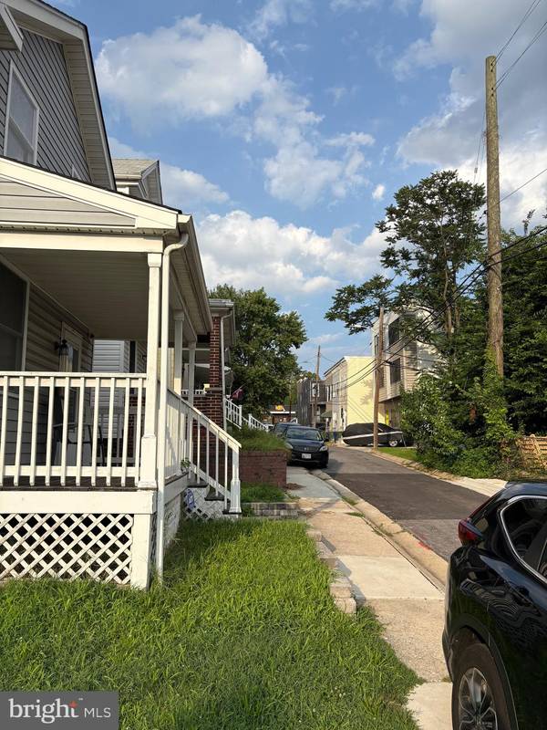 Baltimore, MD 21211,1220 DELLWOOD AVE