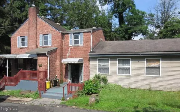 900 EDGEWOOD AVE, Trenton, NJ 08618