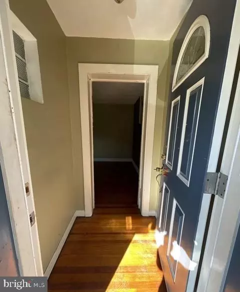 Trenton, NJ 08618,900 EDGEWOOD AVE