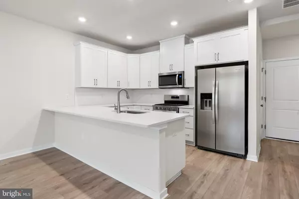 Phoenixville, PA 19460,808 GRAPHITE DR