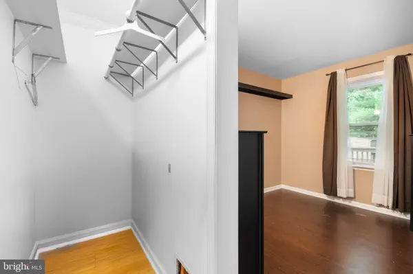 Trenton, NJ 08638,16 CLOVER AVE
