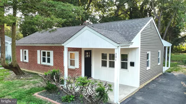 201 ORCHARD AVE, Dover, DE 19901