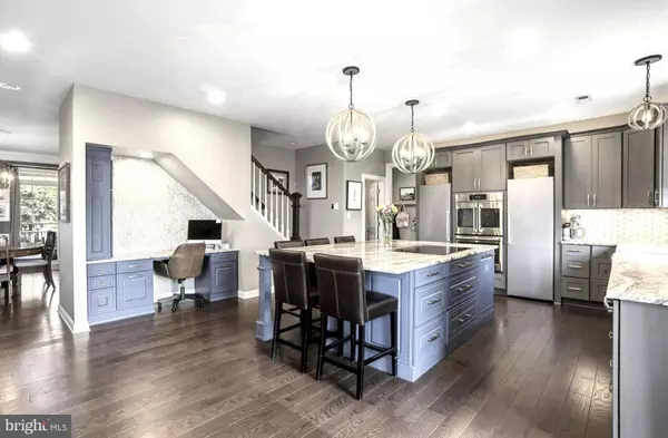 Odenton, MD 21113,733 SENECA DR