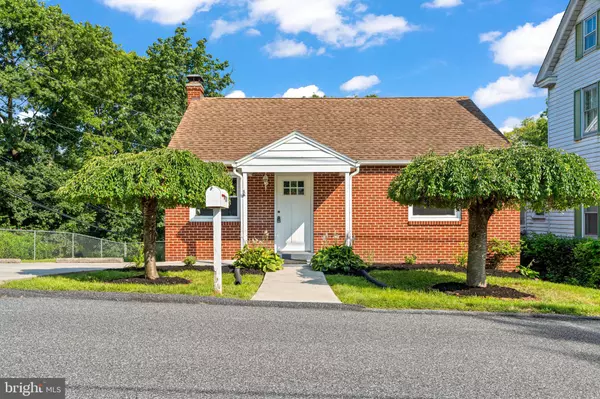 724 DUNKLE ST, Harrisburg, PA 17113