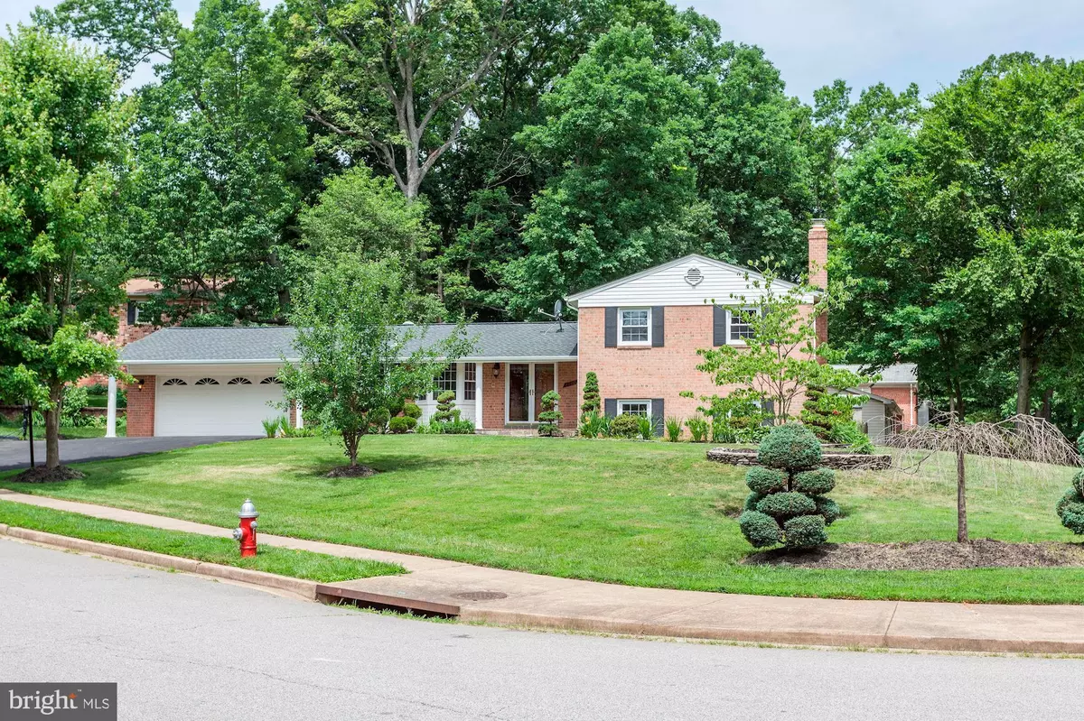 Springfield, VA 22152,8800 DIANNE PL