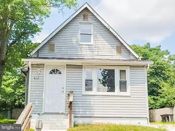 Woodbury, NJ 08096,439 PINE AVE