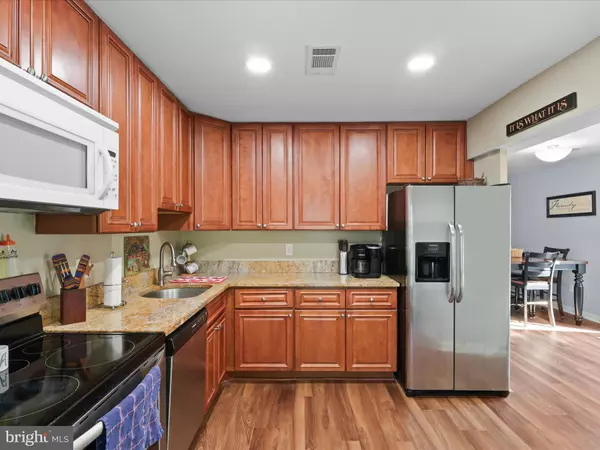 Burke, VA 22015,9035 ANDROMEDA DR