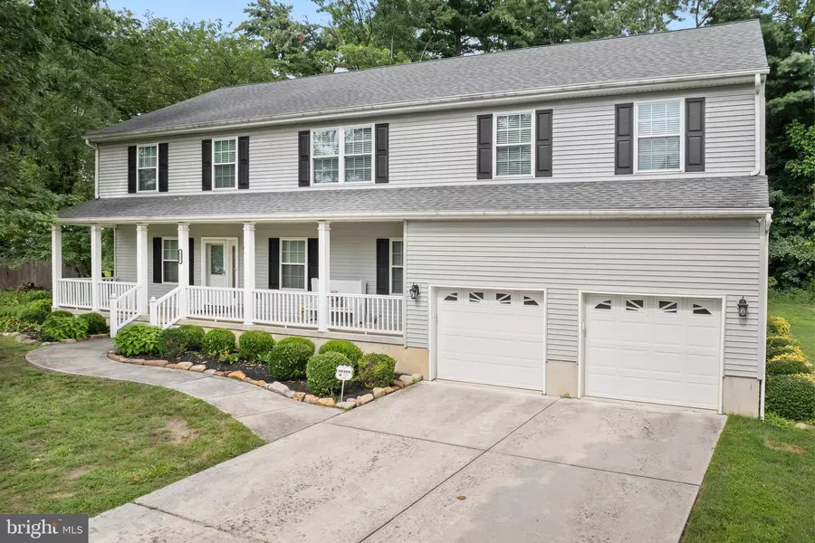412 IVYSTONE LN, Cinnaminson, NJ 08077