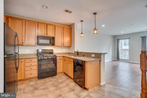 Haymarket, VA 20169,6153 ASTER HAVEN CIR #57