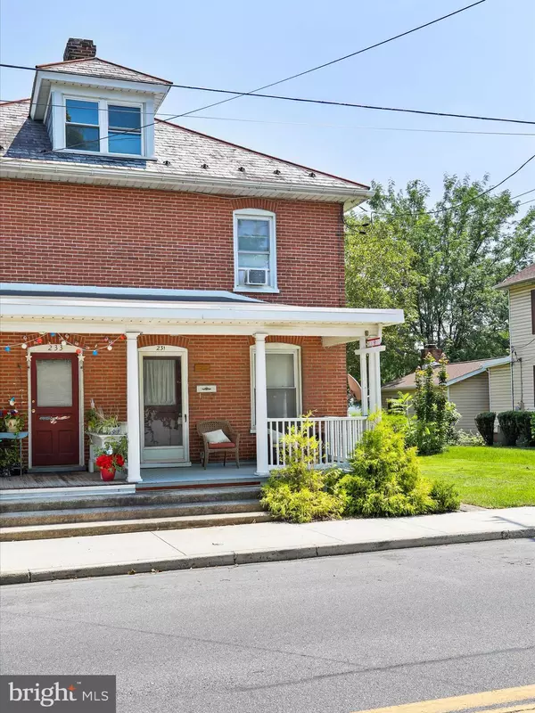 Greencastle, PA 17225,231 N N ALLISON STREET #1