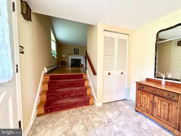 Churchville, PA 18966,48 DEERPATH RD