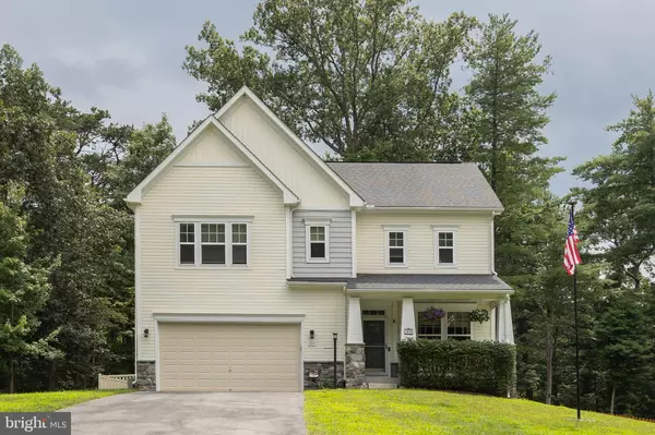 115 EAGLE DR, Cross Junction, VA 22625