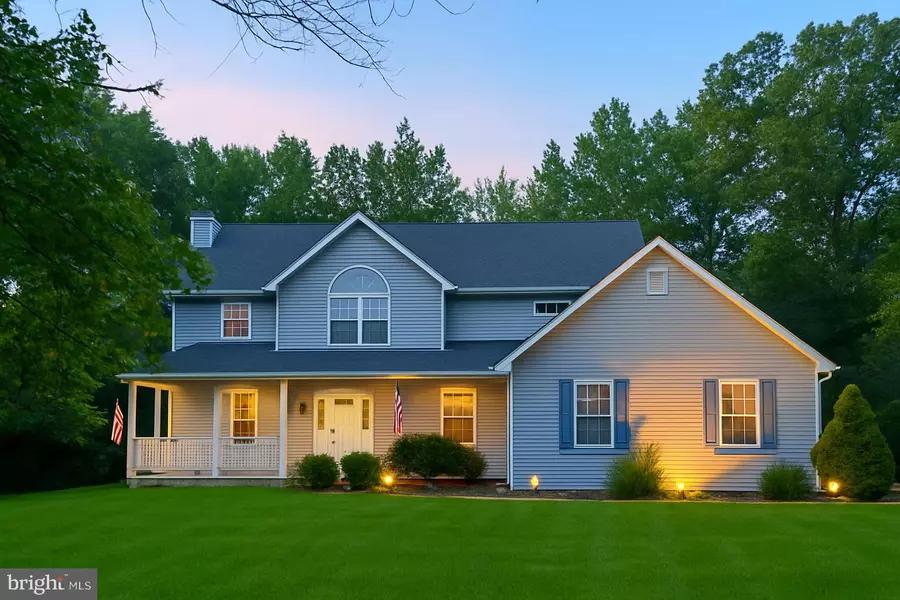 90 SANDERS LN, Cream Ridge, NJ 08514