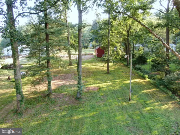 244 PICKETT RD, Dover, PA 17315