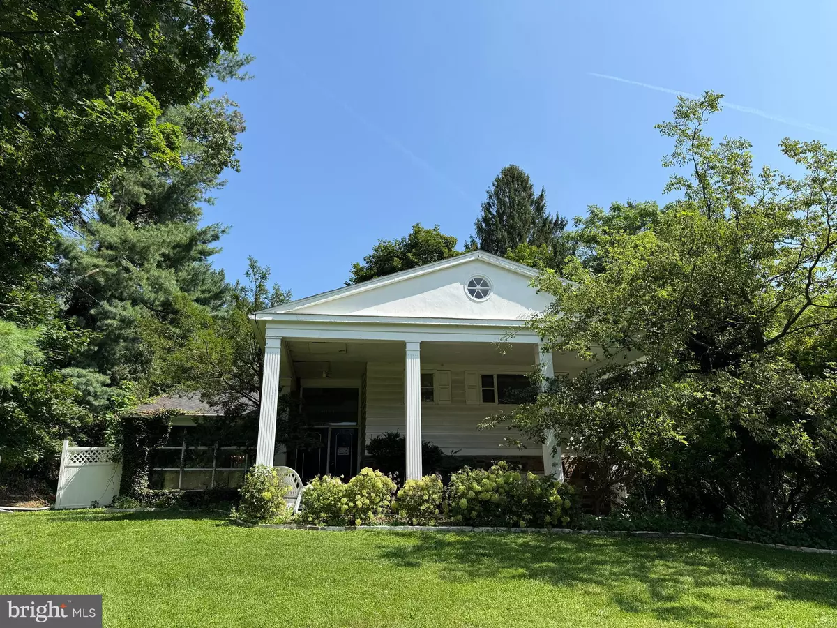 Bala Cynwyd, PA 19004,1 MARYWATERSFORD RD