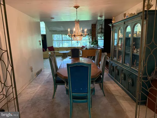 Bala Cynwyd, PA 19004,1 MARYWATERSFORD RD